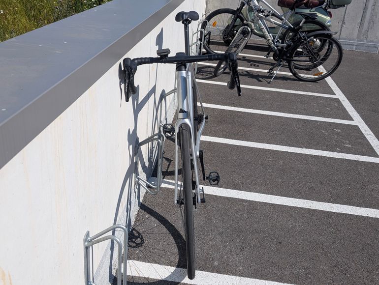 Used Canyon Endurace CF 7 2025 2025 Road & Gravel, Light Gray — image 3 of 7
