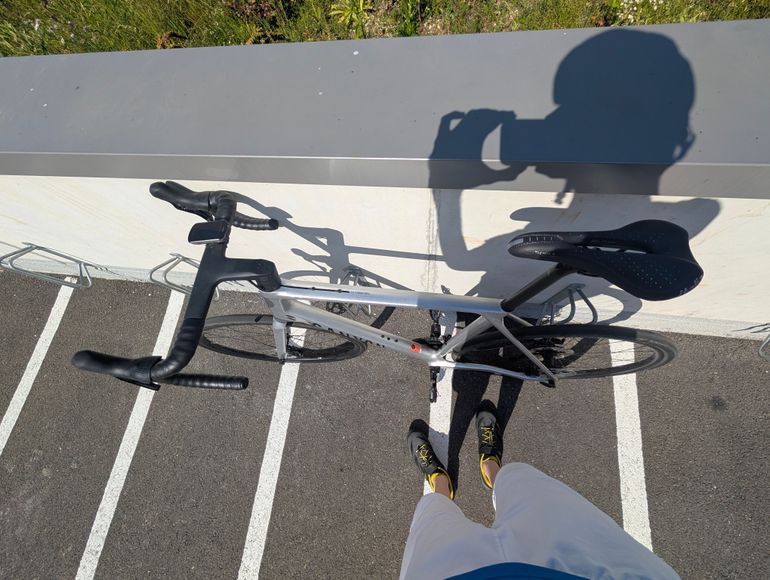 Used Canyon Endurace CF 7 2025 2025 Road & Gravel, Light Gray — image 4 of 7