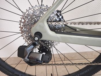Used Van rysel Gravelbike GCR SRAM Rival AXS 1x12 grün 2026 2026 Road & Gravel, Green — image 5 of 11