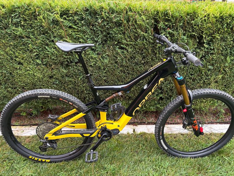 Used Orbea RISE M10 2023 2023 Mountainbike, Orange, 29 — image 1 of 5