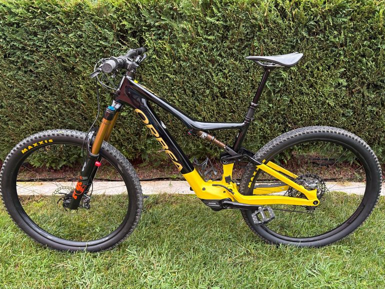 Used Orbea RISE M10 2023 2023 Mountainbike, Orange, 29 — image 2 of 5
