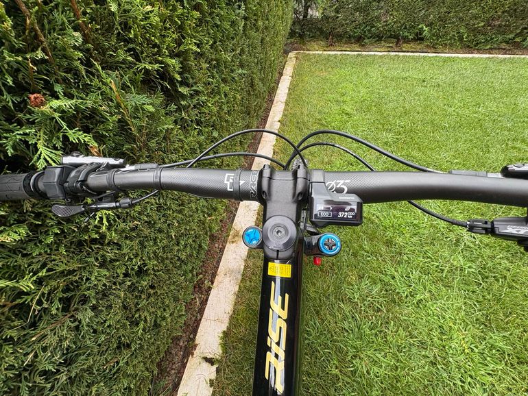 Used Orbea RISE M10 2023 2023 Mountainbike, Orange, 29 — image 4 of 5