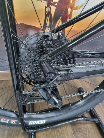 Used Mondraker CHASER 2025 2025 Mountainbike — image 2 of 14