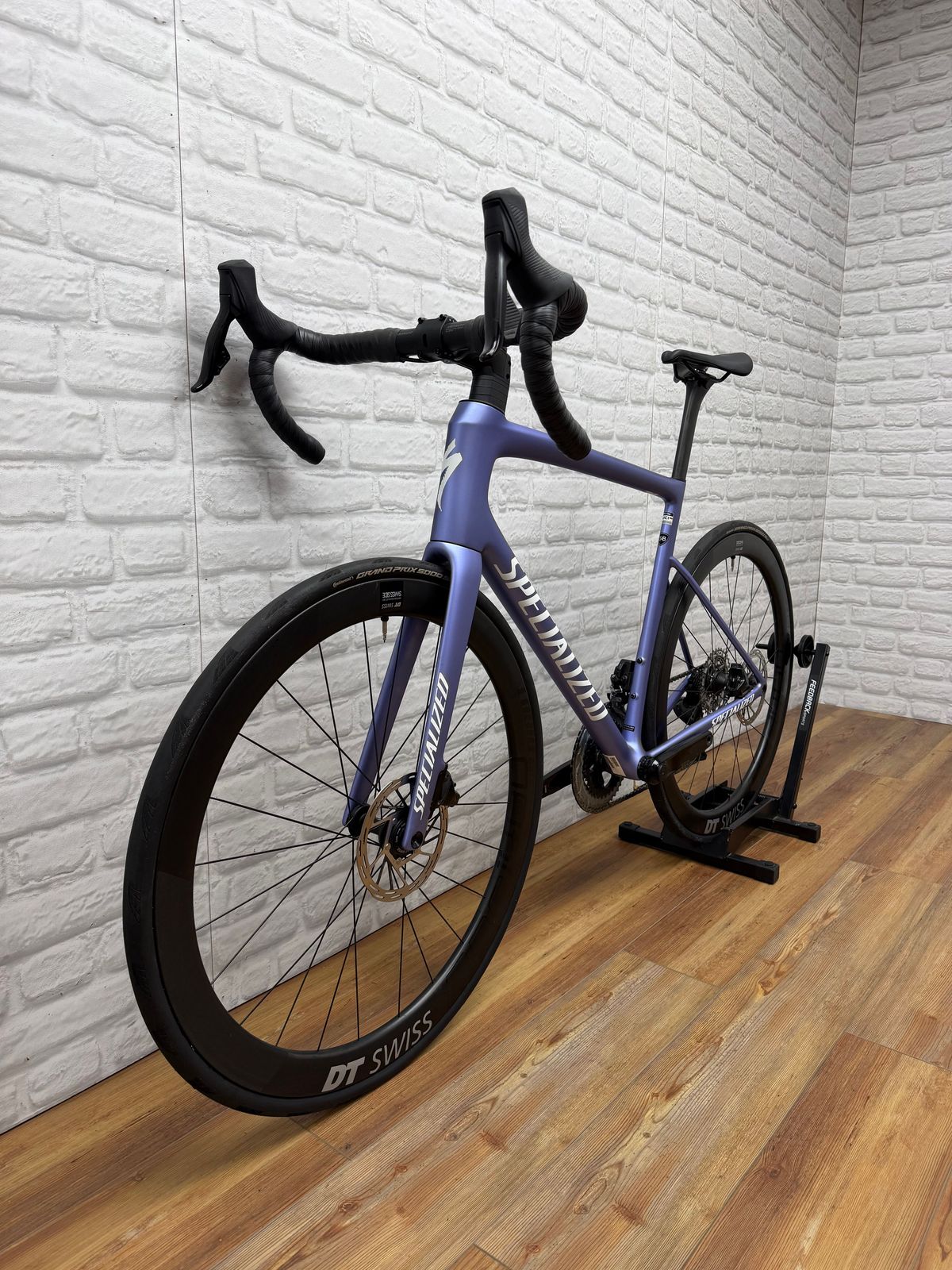 Specialized Tarmac SL8 Expert - SRAM Rival AXS 2024 | buycycle