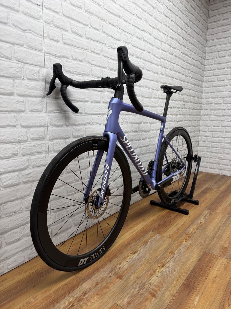 Used Specialized Tarmac SL8 Expert - SRAM Rival AXS 2024 2024 Road & Gravel, Purple — image 5 of 6