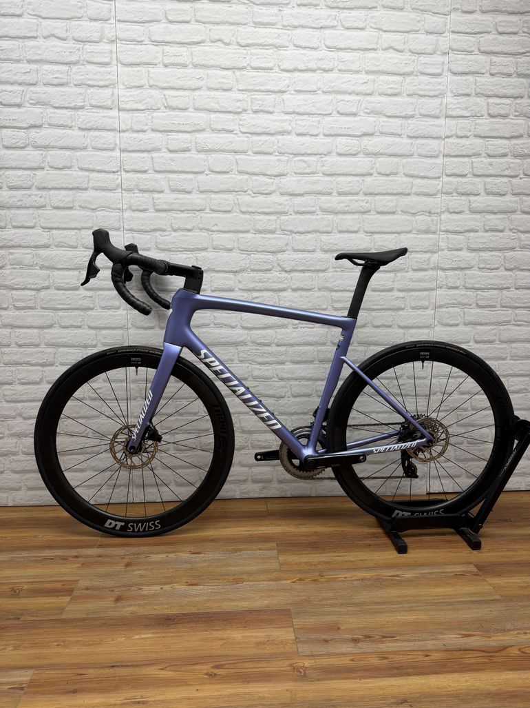 Used Specialized Tarmac SL8 Expert - SRAM Rival AXS 2024 2024 Road & Gravel, Purple — image 4 of 6