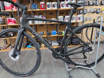 Used Specialized Roubaix Expert 2021 2021 Road & Gravel, Black — image 2 of 4