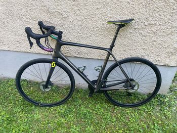 Used Scott Scott Addict 10 Disc 2021 Route & Gravel
