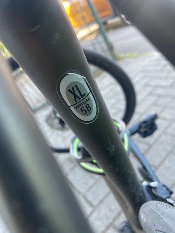 Used Scott Scott Addict 10 Disc 2021 Road & Gravel, Green — image 11 of 14