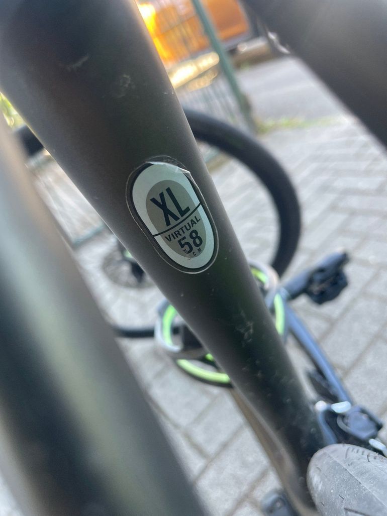 Used Scott Scott Addict 10 Disc 2021 Road & Gravel, Green — image 11 of 14
