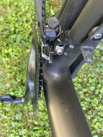 Used Scott Scott Addict 10 Disc 2021 Road & Gravel, Green — image 6 of 14