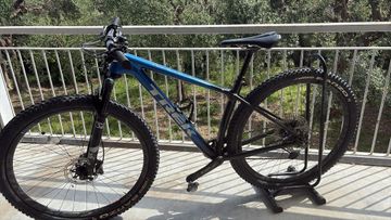 Used Trek Procaliber 9.6 2021 2021 Mountainbike, Blue, 29 — image 1 of 13