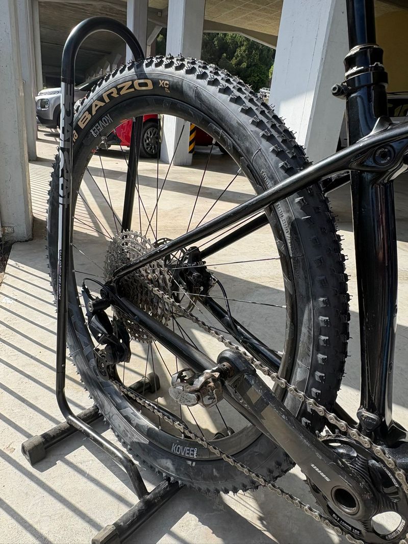 Used Trek Procaliber 9.6 2021 2021 Mountainbike, Blue, 29 — image 2 of 13