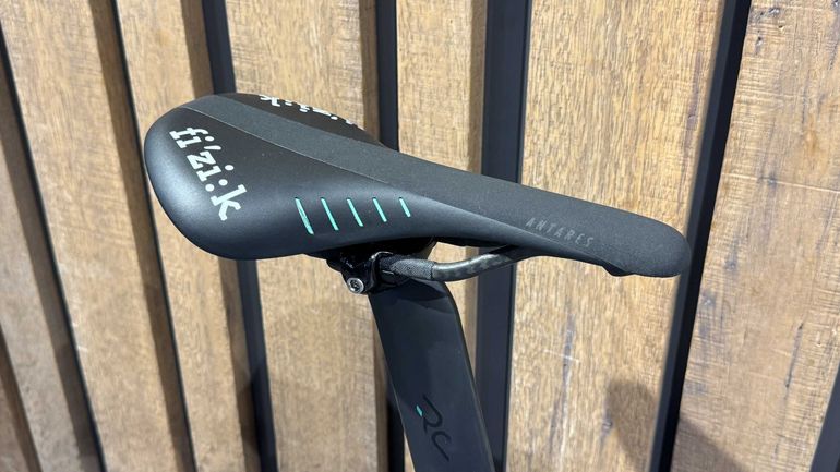 Used Bianchi Bianchi Oltre RC Ultegra Di2 12v 2024 Road & Gravel, Nero — image 6 of 15