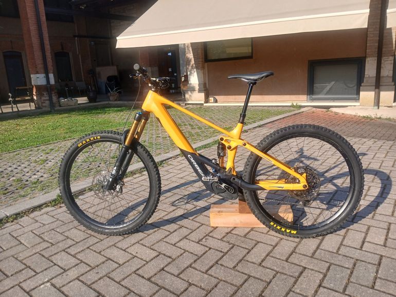 Used Orbea WILD H10 2023 2023 Mountainbike, Orange, 29 — image 2 of 7