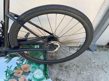 Used BMC Roadmachine 01 AMP THREE 2024 2024 Road & Gravel, Black — image 4 of 5