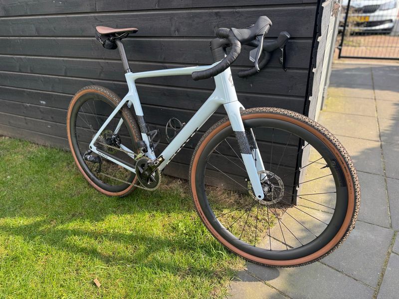 Tweedehands Scott Addict Gravel 20 2024 2024 Road & Gravel