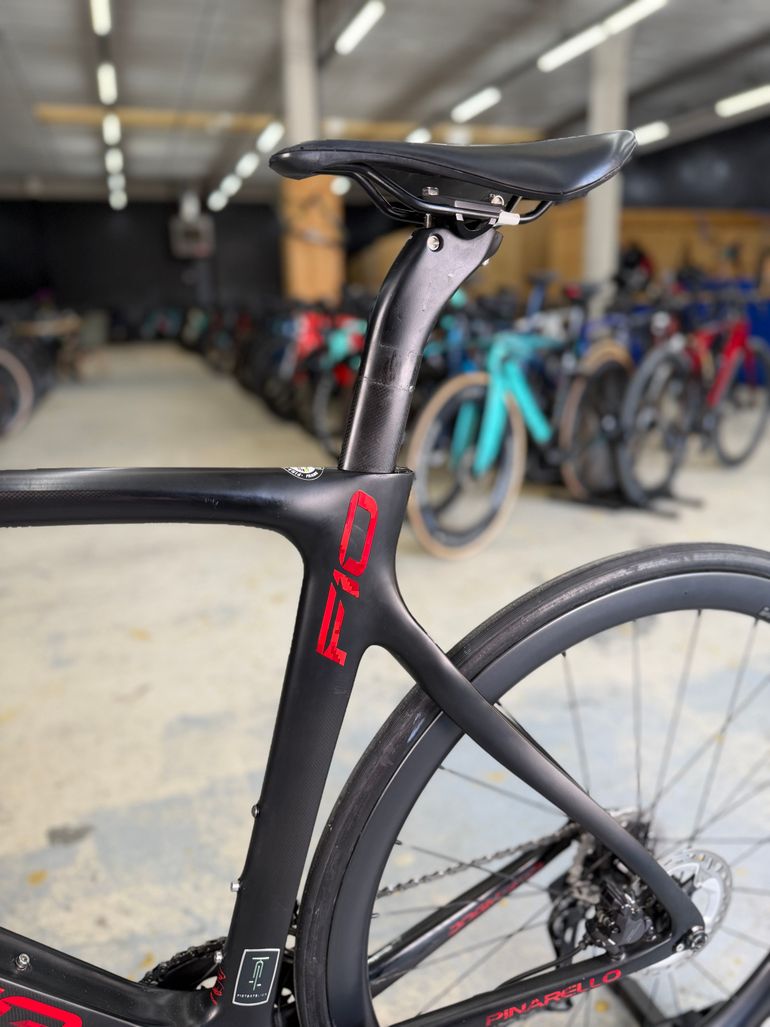 Used Pinarello Dogma F10 Di2 Carbon 2020 Road & Gravel, Black — image 20 of 24
