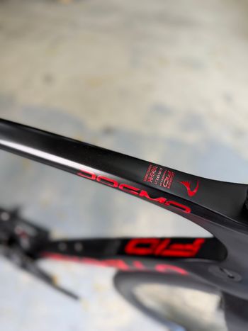 Used Pinarello Dogma F10 Di2 Carbon 2020 Road & Gravel, Black — image 14 of 24