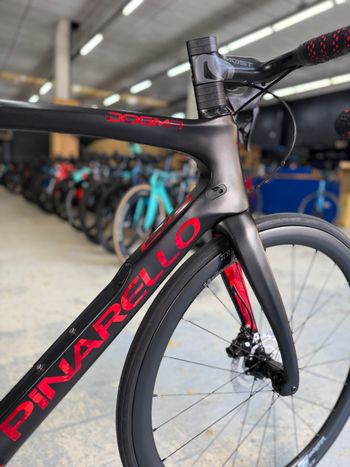 Used Pinarello Dogma F10 Di2 Carbon 2020 Road & Gravel, Black — image 7 of 24