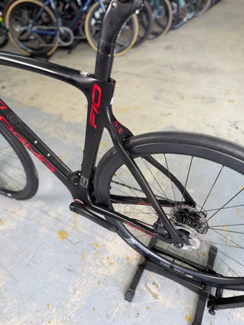 Used Pinarello Dogma F10 Di2 Carbon 2020 Road & Gravel, Black — image 22 of 24