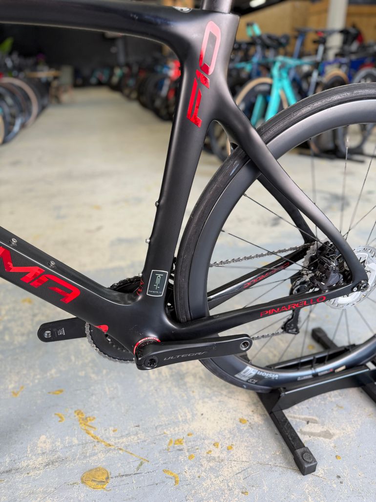 Used Pinarello Dogma F10 Di2 Carbon 2020 Road & Gravel, Black — image 21 of 24