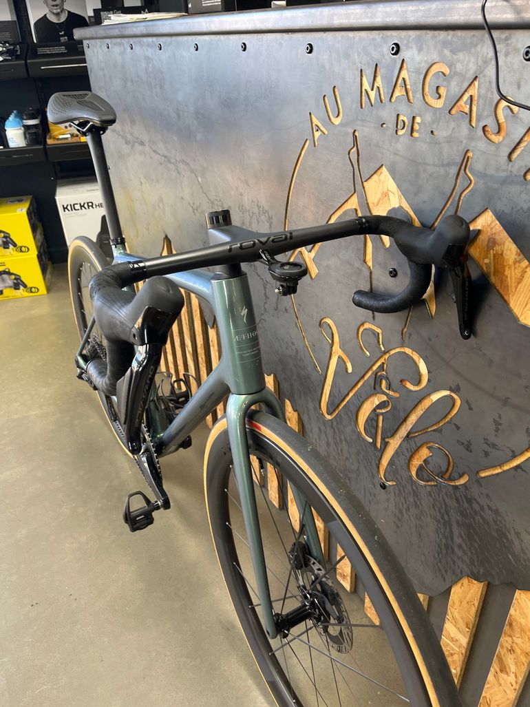 Used Specialized S-Works Aethos 2 - Shimano Dura-Ace Di2 2026 2026 Road & Gravel, Green — image 2 of 3