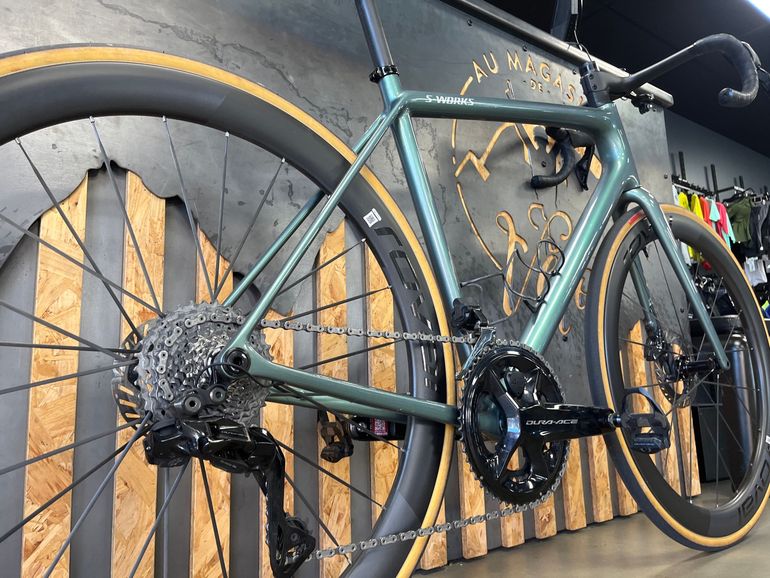 Used Specialized S-Works Aethos 2 - Shimano Dura-Ace Di2 2026 2026 Road & Gravel, Green — image 3 of 3