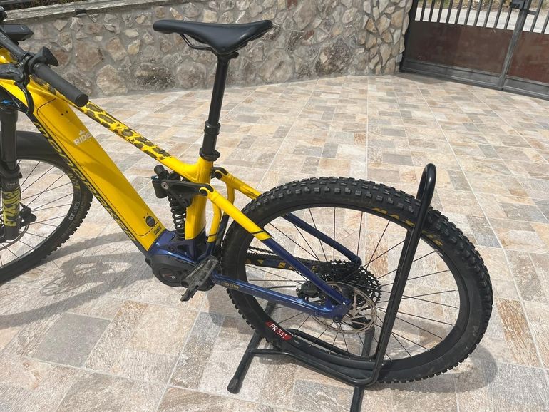 Used Mondraker Level R 2021 2021 Mountainbike, Azul — image 5 of 6