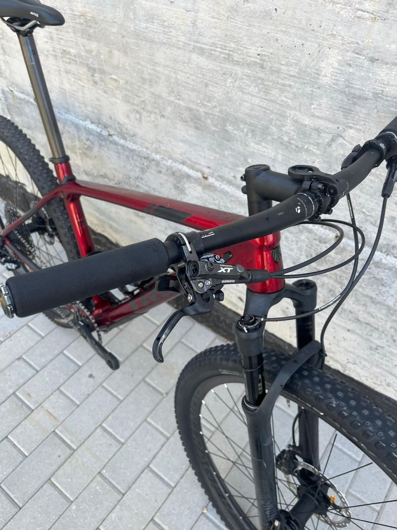 Used Trek Procaliber 9.7 2020 2020 Mountainbike, Red, 27.5, 29 — image 7 of 8