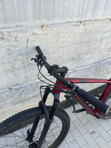 Used Trek Procaliber 9.7 2020 2020 Mountainbike, Red, 27.5, 29 — image 3 of 8