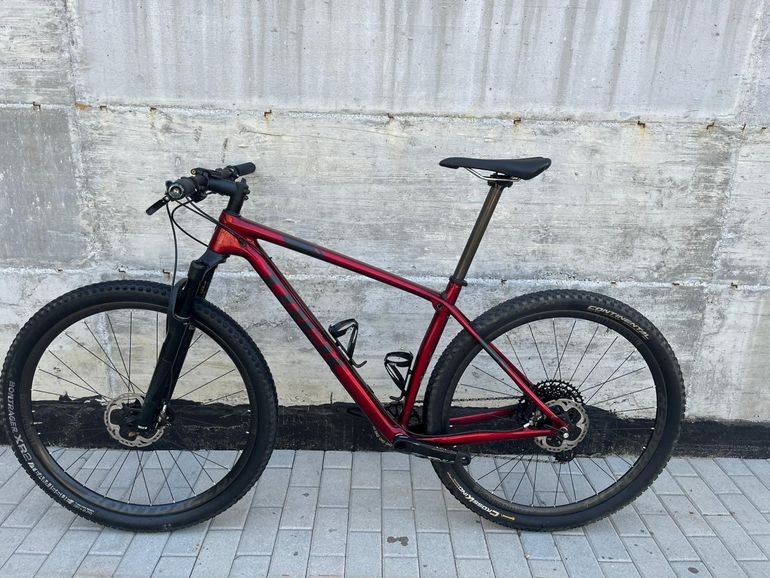 Used Trek Procaliber 9.7 2020 2020 Mountainbike, Red, 27.5, 29 — image 2 of 8