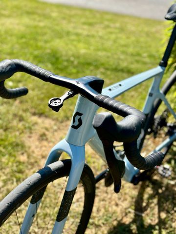 Used Scott Addict SRAM Force eTap AXS 2024 Road & Gravel, Blue — image 6 of 9