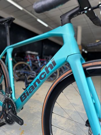 Used Bianchi Impulso RC Di2 Gravel 2024 Road & Gravel, Blu — image 6 of 26