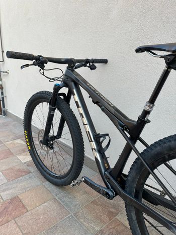 Used Trek Supercaliber SRAM GX Eagle AXS 2023 Mountainbike, Black — image 12 of 14