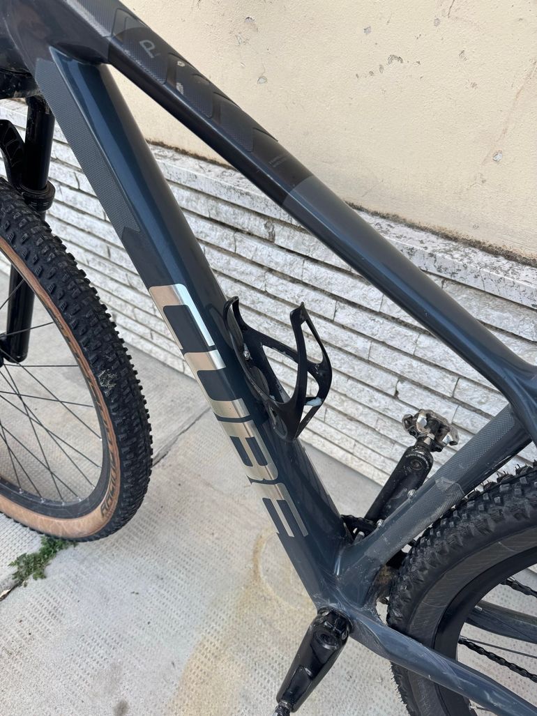 Used CUBE REACTION C:62 PRO 2024 2024 Mountainbike, Light Gray, 29 — image 7 of 12