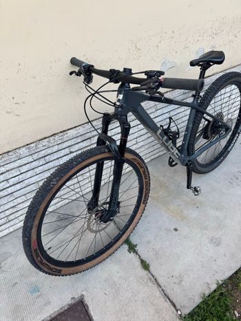 Used CUBE REACTION C:62 PRO 2024 2024 Mountainbike, Light Gray, 29 — image 2 of 12