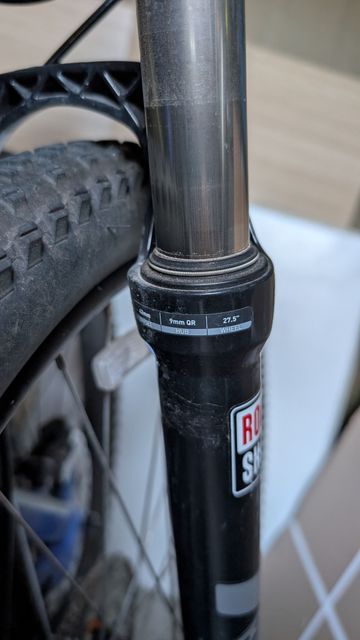 GT Avalanche Expert 2018 2018 Mountainbike usato, Nero — immagine 3 di 7