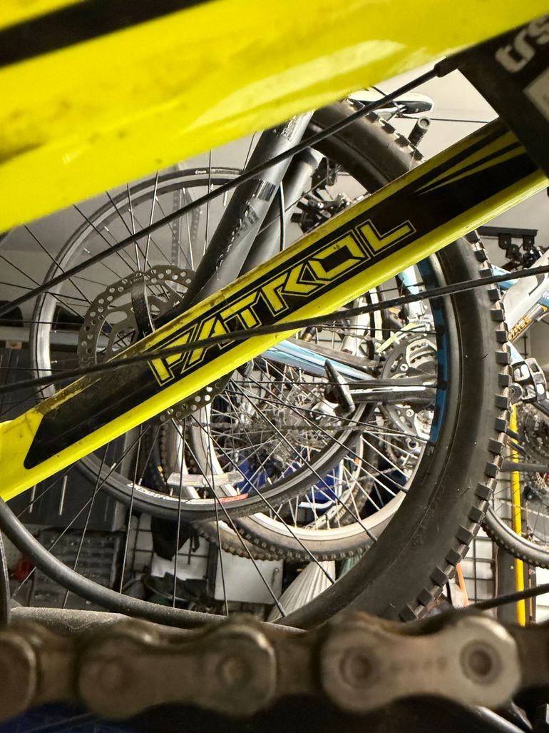 Used Transition Patrol Alloy GX 2020 2020 Mountainbike, Orange, 27.5 — image 7 of 9