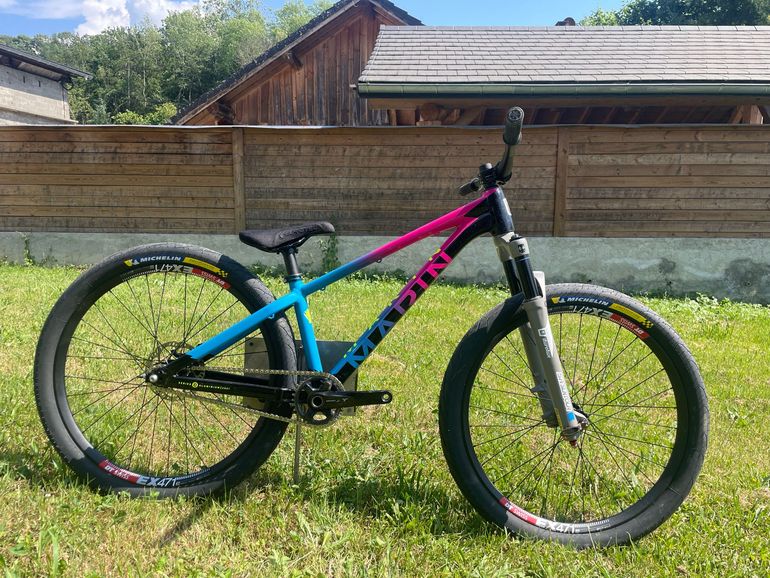 Used Marin Alcatraz 2024 2024 Mountainbike, Black, 26 — image 1 of 6