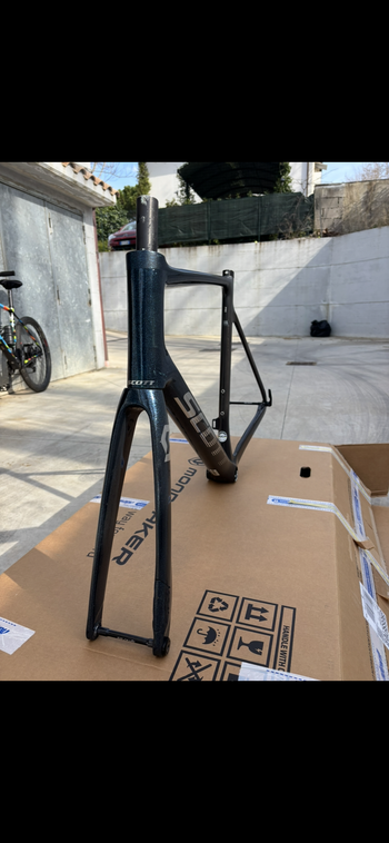 Used Scott Addict RC Pro 2024 Frameset 2024 Road & Gravel, Blue — image 3 of 8