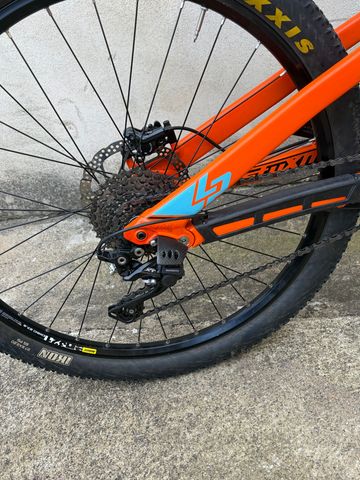 Lapierre Zesty Shimano Deore XT 2017 Mountainbike d'occasion — image 3 sur 5