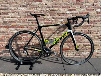 Used Giant TCR Advanced 1 2016 2016 Road & Gravel