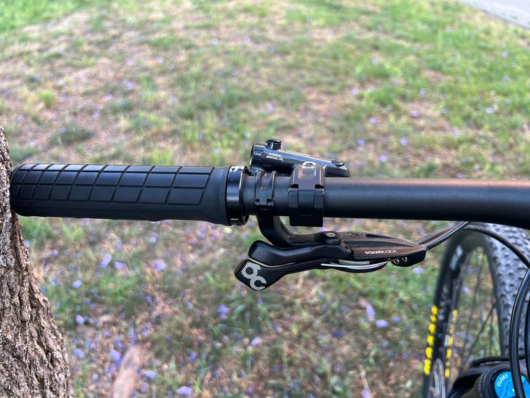 Used Orbea OIZ M30 2022 2022 Mountainbike, Black, 29 — image 10 of 11