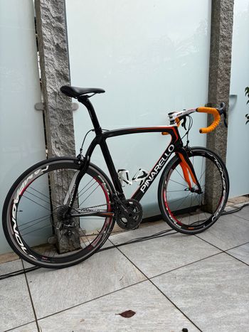 Used Pinarello Prince Campagnolo Record 2015 Road & Gravel, Schwarz — image 12 of 12
