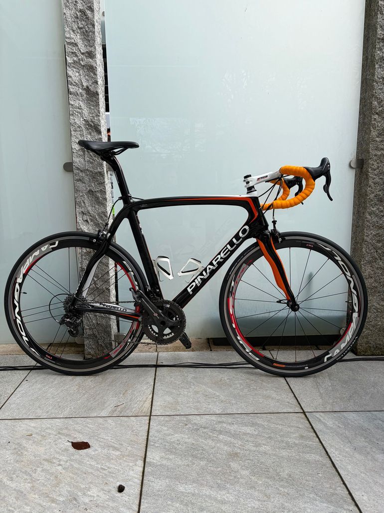 Used Pinarello Prince Campagnolo Record 2015 Road & Gravel, Schwarz — image 11 of 12