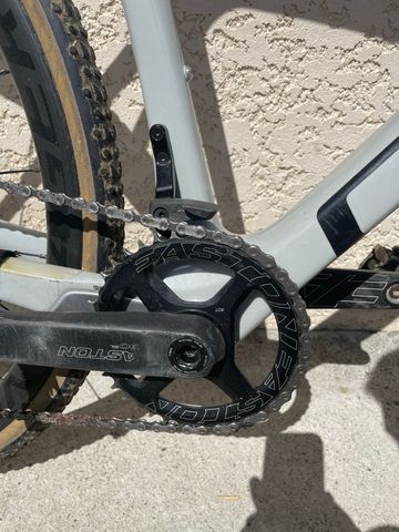 Brugt CUBE CROSS RACE C:62 SL 2022 2022 Road & Gravel — billede 8 af 11