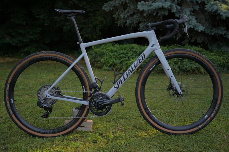 Tweedehands Specialized Diverge SRAM Force eTap AXS 2024 Road & Gravel — afbeelding 1 van 9