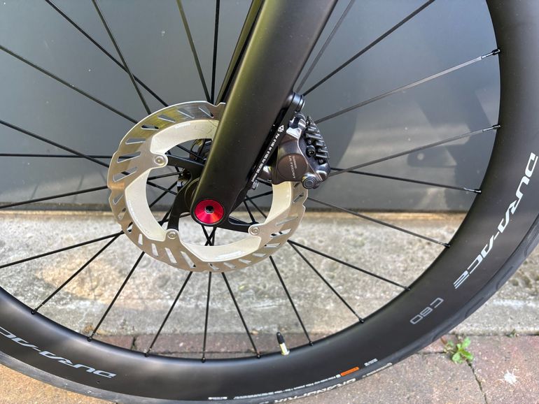 Used Trek Madone SL 7 Gen 8 2025 2025 Road & Gravel, Black — image 15 of 16