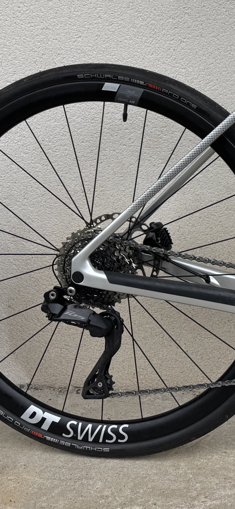 Used Canyon Endurace CF SLX 7 Di2 2026 2026 Road & Gravel, Hellgrau — image 3 of 3